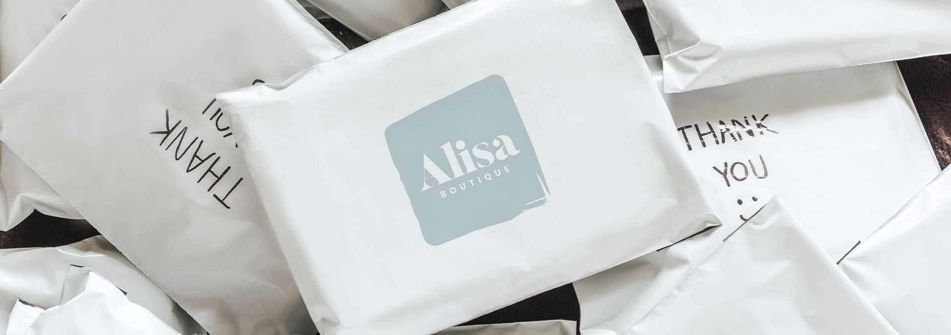 Diseño de packaging personalizado para productos de moda y belleza